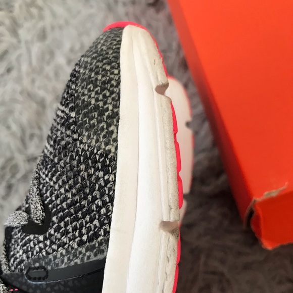 SOLD.Nike Air Max Sequence 3 - Picture 7 of 8